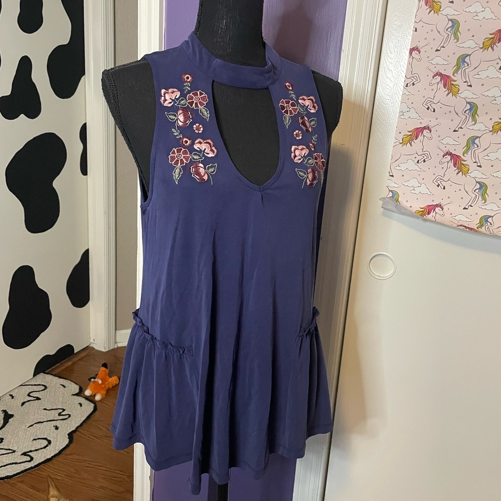 Embroidered Floral Tank Top